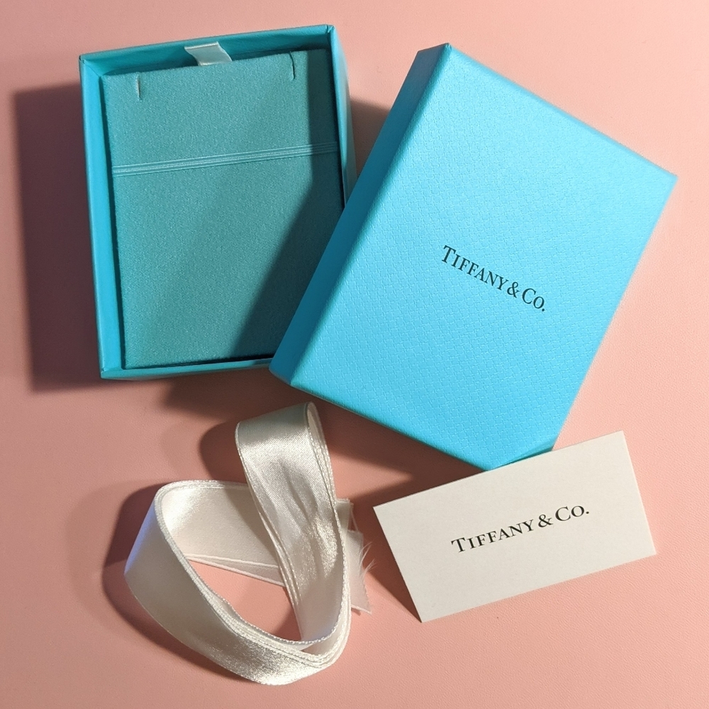 New Tiffany & Co. Small Gift Box